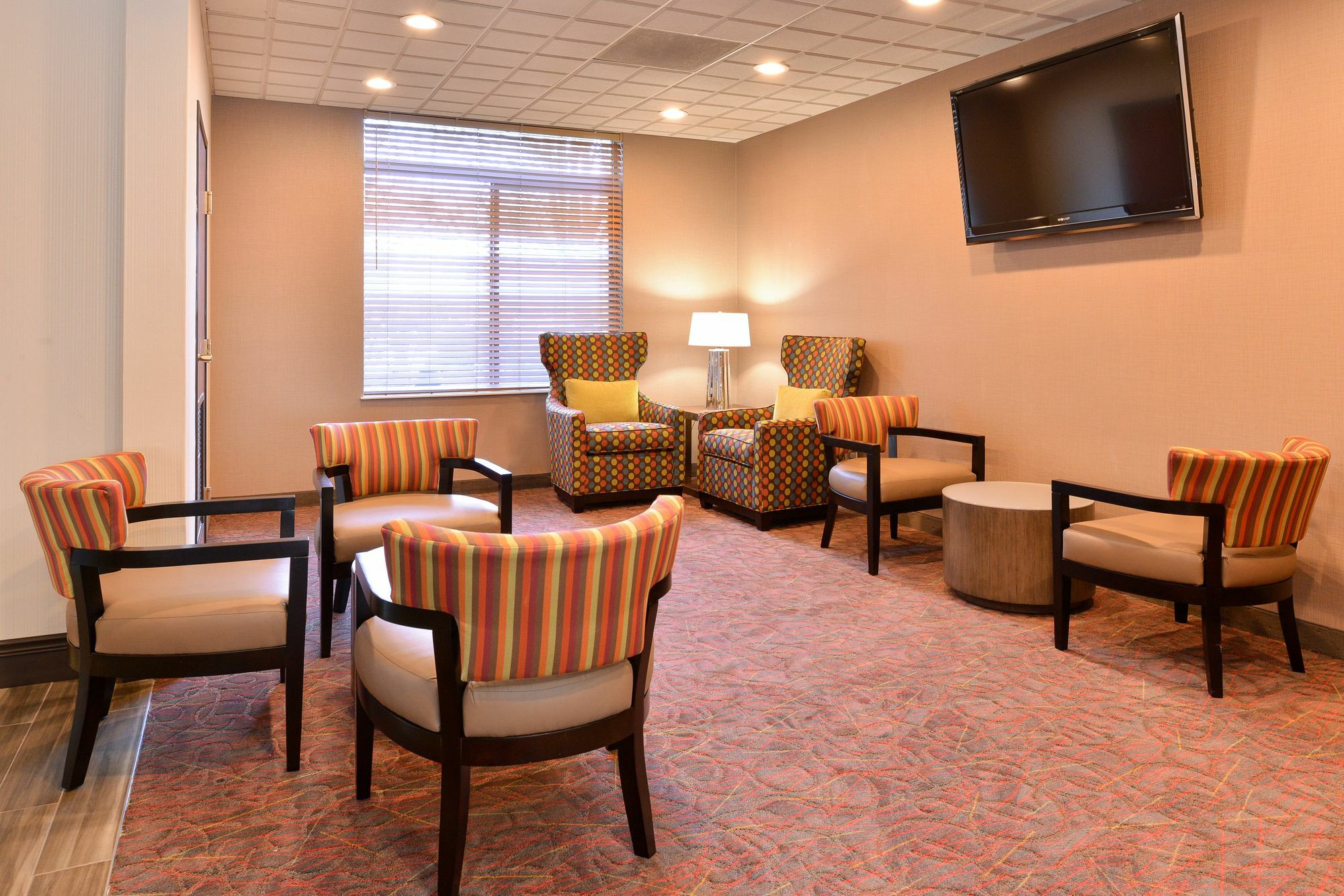 Holiday Inn Express Portland West/Hillsboro By Ihg Exterior foto